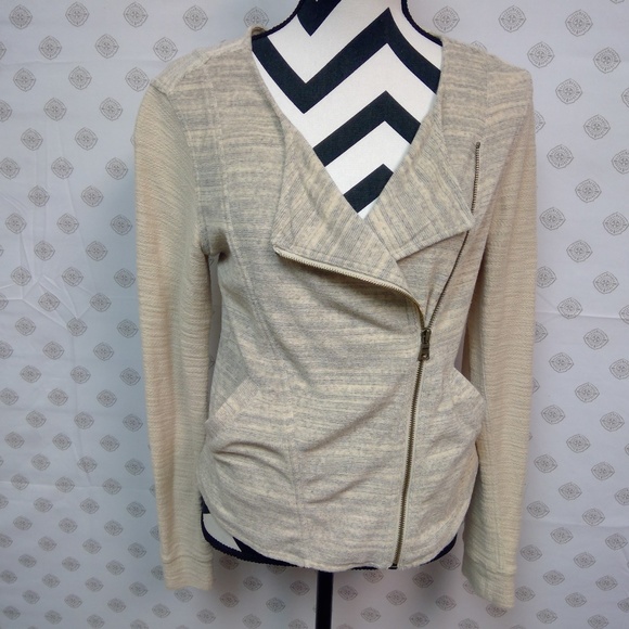 LOFT Tops - CLOSET CLOSING 4/30/21 Loft Mixed Media Jacket